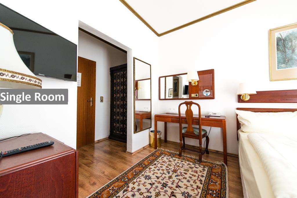 אופנבאך Loewen Hotel מראה חיצוני תמונה